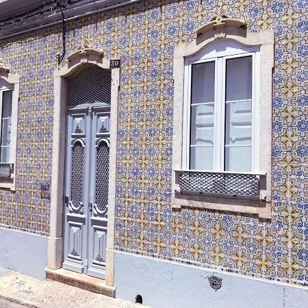 Yellow Barqueta