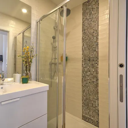 아파트 Yellow Barqueta